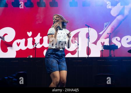 Derby, Royaume-Uni, 12/07/2024, Caity baser se produit sur scène à Summer sessions à Derby sur Markeaton Park Credit:Paul Smith/Alamy Live News Banque D'Images