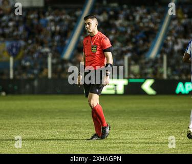 Belem, Brésil. 12 juillet 2024. PA - BELEM - 07/12/2024 - BRASILEIRO B 2024, PAYSANDU x CEARA - arbitre lors du match entre Paysandu et Ceara au stade de Curuzu pour le championnat brésilien B 2024. Photo : Marcos Junior/AGIF crédit : AGIF/Alamy Live News Banque D'Images