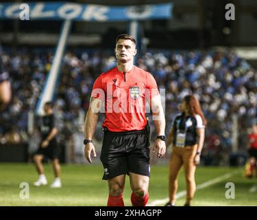 Belem, Brésil. 12 juillet 2024. PA - BELEM - 07/12/2024 - BRASILEIRO B 2024, PAYSANDU x CEARA - arbitre lors du match entre Paysandu et Ceara au stade de Curuzu pour le championnat brésilien B 2024. Photo : Marcos Junior/AGIF crédit : AGIF/Alamy Live News Banque D'Images