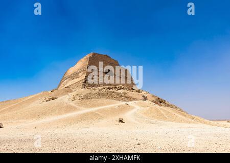 Pyramide de Meidum (Maydum, Maidum, Meydum), Pharaon Huni et Sneferu, Gouvernorat de Beni Suef, Egypte, Afrique du Nord, Afrique Banque D'Images