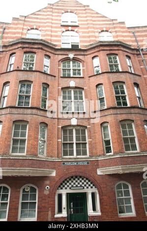 Marlow House, First social Housing in London, Boundary Estate, Arnold Circus, Shoreditch, Londres, ROYAUME-UNI. Un des premiers domaines du conseil de Londres. Banque D'Images