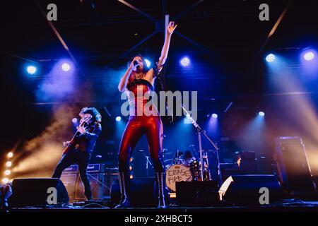 Le groupe américain The Last internationale se produit en direct à Turin en ouverture de Tom Morello Banque D'Images