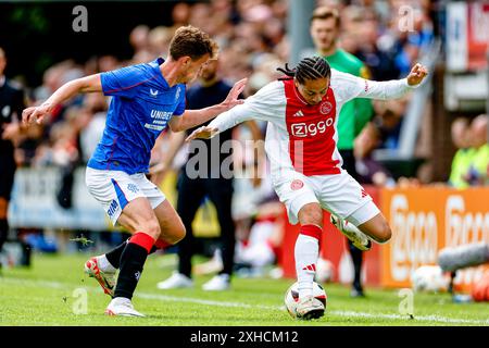 Weezep, 13-07-2024, Sportpark Mulderssingel, football, eredivisie néerlandaise, saison 2024/2025, pendant le match Ajax - Rangers FC, joueur Ajax Kian Fitz-Jim crédit : Pro Shots/Alamy Live News Banque D'Images