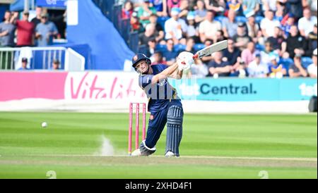 Hove UK 13 juillet 2024 - Michael Pepper en route pour 120 courses pour Essex alors qu'ils battaient Sussex Sharks lors du match de cricket Vitality T20 Blast entre Sussex Sharks et Essex au 1er Central County Ground à Hove : Credit Simon Dack /TPI/ Alamy Live News Banque D'Images