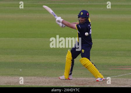 Chester le Street, 12 juillet 2024. Ben Raine battant pour Durham Cricket contre Notts Outlaws dans le T20 Blast à Seat unique, Chester le Street. Crédit : Colin Edwards Banque D'Images