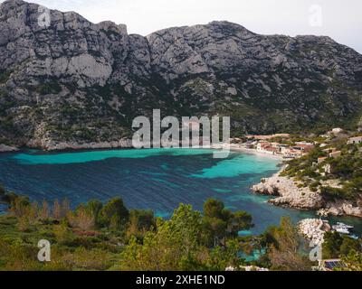 Calanques françaises dans le village de Sormiou Banque D'Images