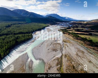Vue aérienne de la rivière Wairau dans la vallée de Wairau, Malborough, Nouvelle-Zélande Banque D'Images