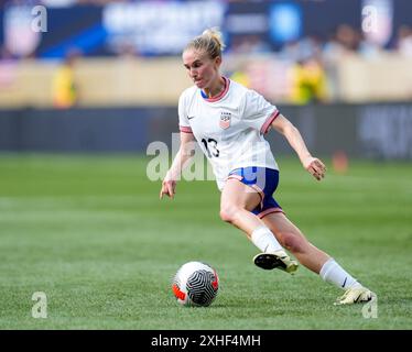 Harrison, New Jersey, États-Unis. 13 juillet 2024. La défenseuse AMÉRICAINE JENNA NIGHSWONGER (13 ans) déplace le ballon lors d'un match international de football amical entre l'équipe nationale féminine des États-Unis et le Mexique, le 13 juillet 2024, à Harrison, New Jersey. Les États-Unis ont gagné, 1-0. (Crédit image : © Scott Coleman/ZUMA Press Wire) USAGE ÉDITORIAL SEULEMENT! Non destiné à UN USAGE commercial ! Banque D'Images