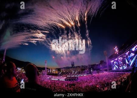 Split, Croatie. 14 juillet 2024. Des feux d'artifice sont vus lors de la deuxième journée de l'Ultra Europe Music Festival 2024 au Park Mladezi à Split, Croatie, le 14 juillet 2024. Photo : Zvonimir Barisin/PIXSELL crédit : Pixsell/Alamy Live News Banque D'Images