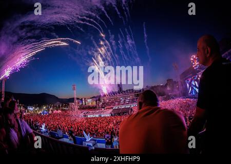 Split, Croatie. 14 juillet 2024. Des feux d'artifice sont vus lors de la deuxième journée de l'Ultra Europe Music Festival 2024 au Park Mladezi à Split, Croatie, le 14 juillet 2024. Photo : Zvonimir Barisin/PIXSELL crédit : Pixsell/Alamy Live News Banque D'Images