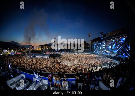 Split, Croatie. 14 juillet 2024. Des feux d'artifice sont vus lors de la deuxième journée de l'Ultra Europe Music Festival 2024 au Park Mladezi à Split, Croatie, le 14 juillet 2024. Photo : Zvonimir Barisin/PIXSELL crédit : Pixsell/Alamy Live News Banque D'Images