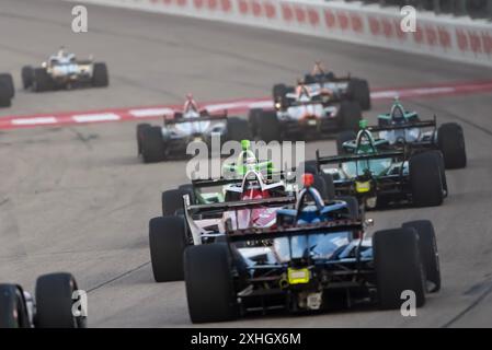 Newton, Ia, États-Unis. 13 juillet 2024. JOSEF NEWGARDEN (2), pilote de LA SÉRIE NTT INDYCAR, de Nashville, Tennessee, court dans les virages lors du Hy-Vee Homefront 250 à l'Iowa Speedway de Newton, IA. (Crédit image : © Walter G. Arce Sr./ASP via ZUMA Press Wire) USAGE ÉDITORIAL SEULEMENT! Non destiné à UN USAGE commercial ! Banque D'Images