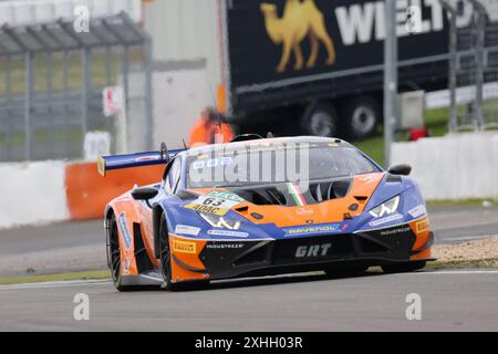 Benjamin Hites (CHL) / Tim Zimmermann (DEU), #63, Lamborghini Huracan GT3 EVO, Team : Grasser Racing Team (AUT), Motorsport, ADAC GT Masters, Nuerburgring, Rennen 5, Samstag, 13.07.2024 Foto : Eibner-Pressefoto/Juergen Augst Banque D'Images