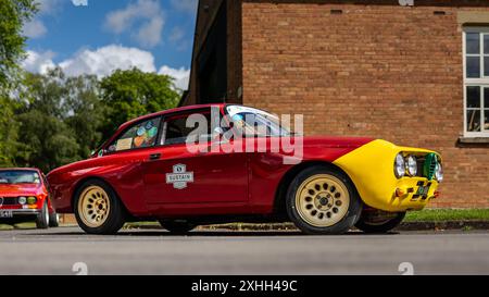 1972 Alfa Romeo 2000 GT Veloce, exposée lors de l’Assemblée de l’Euro qui s’est tenue à Bicester Heritage le 14 juillet 2024. Banque D'Images