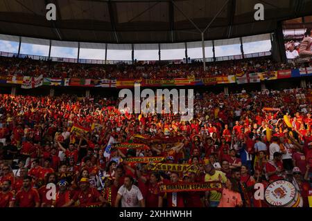 Berlino, Allemagne. 14 juillet 2024. Les supporters espagnols lors d'un match final entre l'Espagne et l'Angleterre lors du tournoi de football Euro 2024 à Berlin à l'Olympiastadium, Allemagne, dimanche 14 juillet 2024.Sport - Football . (Photo de Fabio Ferrari/LaPresse) crédit : LaPresse/Alamy Live News Banque D'Images