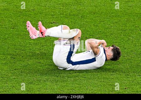 Berlin, Allemagne. 14 juillet 2024. Berlin, Allemagne. 14 juillet 2024. BERLIN - L'Anglais John Stones est déçu par la défaite lors de la finale de l'UEFA EURO 2024 entre l'Espagne et l'Angleterre à l'Olympiastadion le 14 juillet 2024 à Berlin, en Allemagne. ANP | Hollandse Hoogte | GERRIT VAN COLOGNE crédit : ANP/Alamy Live News crédit : ANP/Alamy Live News crédit : ANP/Alamy Live News Banque D'Images