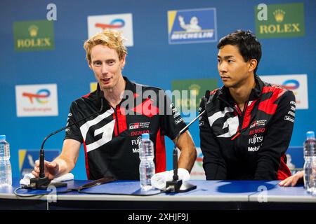 Conférence de presse post-course, HARTLEY Brendon (nzl), Toyota Gazoo Racing, Toyota GR010 - Hybrid, HIRAKAWA Ryo (jpn), Toyota Gazoo Racing, Toyota GR010 - Hybrid, portrait lors des Rolex 6 heures de Sao Paulo 2024, 5ème manche du Championnat du monde d'Endurance FIA 2024, du 12 au 14 juillet, 2024 sur le Autódromo José Carlos Pace à Interlagos, Brésil - photo Julien Delfosse/DPPI crédit : DPPI Media/Alamy Live News Banque D'Images