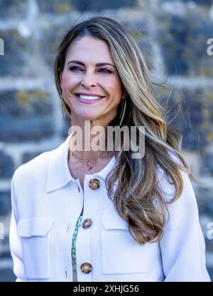 Borgholm, Schweden. 14 juillet 2024. Borgholm, Château de Solliden 14-07-2024 la famille royale suédoise assiste à l'anniversaire de la princesse héritière de Suède, Princesse Madeleine crédit : Albert Nieboer pays-Bas OUT point de vue OUT/dpa/Alamy Live News Banque D'Images