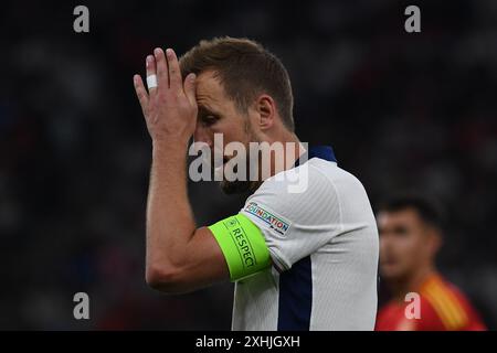 Munich, Allemagne. 15 juillet 2024. MUNICH, ALLEMAGNE - 14 JUILLET : Harry Kane, de l'Angleterre, lors de la finale de l'UEFA EURO 2024 opposant l'Espagne et l'Angleterre à l'Olympiastadion le 14 juillet 2024 à Berlin, Allemagne.240714 SEPA 24 068 - 20240715 PD0130 crédit : APA-PictureDesk/Alamy Live News Banque D'Images