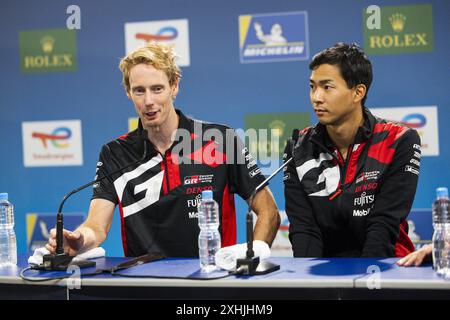 Conférence de presse post-course, HARTLEY Brendon (nzl), Toyota Gazoo Racing, Toyota GR010 - Hybrid, HIRAKAWA Ryo (jpn), Toyota Gazoo Racing, Toyota GR010 - Hybrid, portrait lors des Rolex 6 heures de Sao Paulo 2024, 5ème manche du Championnat du monde d'Endurance FIA 2024, du 12 au 14 juillet, 2024 sur l'Autodromo Jose Carlos Pace à Interlagos, Brésil Banque D'Images