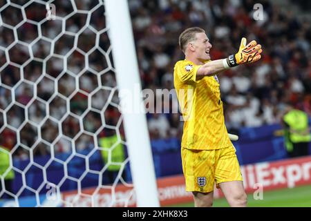 Berlin, Allemagne. 14 juillet 2024. Le gardien de but anglais Jordan Pickford réagit lors de la finale de l'UEFA Euro 2024 entre l'Angleterre et l'Espagne à Berlin, en Allemagne, le 14 juillet 2024. Crédit : Pan Yulong/Xinhua/Alamy Live News Banque D'Images