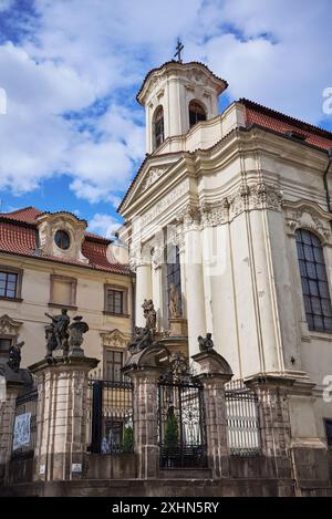 Cathédrale Saint Cyrille et méthode, siège de l'Église orthodoxe tchèque et slovaque, dans le quartier Nove Mesto à Prague, capitale de la République tchèque, le 13 Banque D'Images