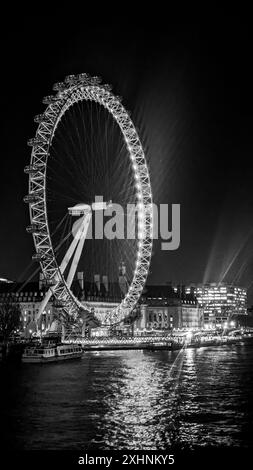 London Eye et Hungerford Bridge la nuit Banque D'Images