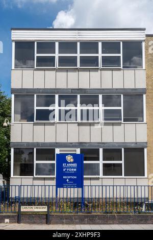 St Annes Catholic School et 6th Form College Building sur Carlton Crescent, Southampton City centre, Hampshire, Angleterre, Royaume-Uni Banque D'Images