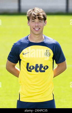 Lier, Belgique. 15 juillet 2024. Arnaud Dony d'Union pose pour un portrait lors de la séance photo de la saison 2024-2025 de l'équipe belge Jupiler Pro League Royale Union Saint-Gilloise, lundi 15 juillet 2024 à lier. BELGA PHOTO KRISTOF VAN ACCOM crédit : Belga News Agency/Alamy Live News Banque D'Images