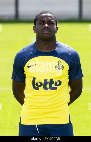 Lier, Belgique. 15 juillet 2024. Noah Sadiki de l'Union pose pour un portrait lors de la séance photo de la saison 2024-2025 de l'équipe belge de la Jupiler Pro League Royale Union Saint-Gilloise, lundi 15 juillet 2024 à lier. BELGA PHOTO KRISTOF VAN ACCOM crédit : Belga News Agency/Alamy Live News Banque D'Images