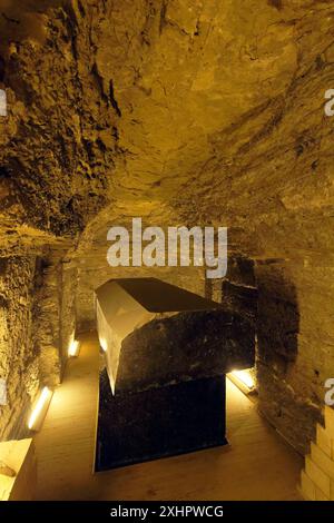 Egypte, basse Egypte, Saqqara, complexe funéraire de Saqqara, classé au patrimoine mondial de l'UNESCO, le Serapeum, les catacombes du taureau sacré Apis (autour Banque D'Images