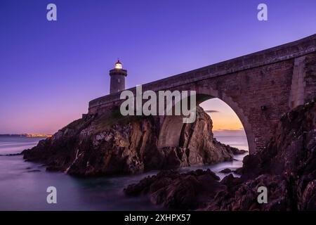 France, Finistère, Plouzané, Parc National marin Iroise, le phare du petit Minou Banque D'Images