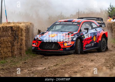 Voiture de rallye Hyundai i20 Coupe WRC 2020 sur la scène de rallye au Goodwood Festival of Speed 2024 Motorsport Event à West Sussex, Royaume-Uni. Banque D'Images