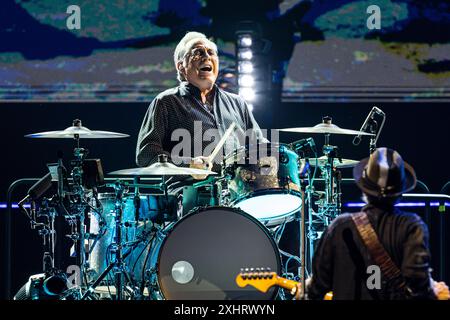 Stockholm, Suède. 15 juillet 2024. STOCKHOLM, SUÈDE 20240715Bruce Springsteen (non représenté) et le groupe E Street avec le batteur Max Weinberg se produisent lors d'un concert à la Strawberry Arena (anciennement Friends Arena) à Stockholm, Suède, le 15 juillet 2024. Photo : Magnus Lejhall/TT/Code 10658 crédit : TT News Agency/Alamy Live News Banque D'Images