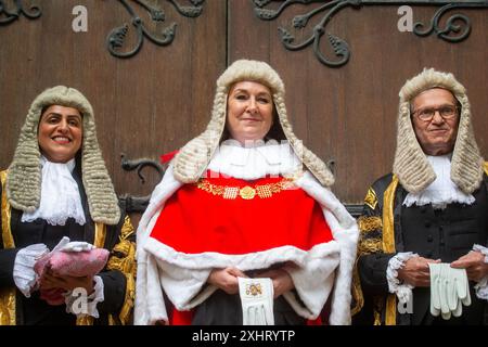 Londres, Angleterre, Royaume-Uni. 15 juillet 2024. SHABANA MAHMOOD (à gauche avec Lady Chief Justice la très honorable baronne CARR DE WALTON-ON-THE-HILL et Master of the Rolls Sir GEOFFREY vos, arrivent à la Royal courts of Justice, dans le centre de Londres, avant sa cérémonie de serment en tant que Lord Chancelier. (Crédit image : © Tayfun Salci/ZUMA Press Wire) USAGE ÉDITORIAL SEULEMENT! Non destiné à UN USAGE commercial ! Banque D'Images