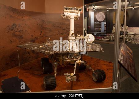 Réplique de rover mars, dédiée aux sept astronautes tués dans la navette spatiale Columbia en février 2003, Cosmosphere, Hutchinson, KS. Banque D'Images