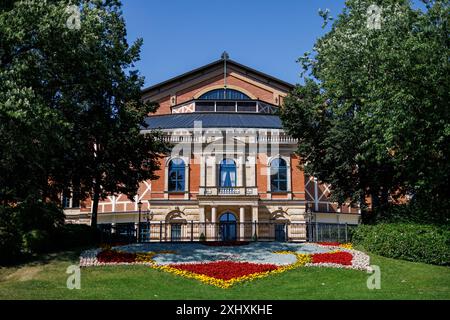 15 juillet 2024, Bavière, Bayreuth : le Bayreuth Festival Hall. Photo : Daniel Karmann/dpa Banque D'Images