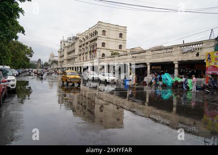 L'Oberoi Grand Hôtel sur Chowringhee Road à Kolkata pendant la saison de la mousson. Bengale occidental, Inde. Banque D'Images