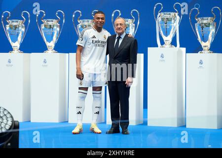 Madrid, Spa in. 16 juillet 2024. Présentation de Kylian Mbappe au stade Santiago Bernabeu le 16 juillet 2024 à Madrid, Espagne. (Photo de Cesar Cebolla/PRESSINPHOTO) crédit : AGENCE SPORTIVE PRESSINPHOTO/Alamy Live News Banque D'Images