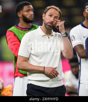 Berlin, Allemagne. 16 juillet 2024. ***** PHOTO *** 14 juil. 2024 - Angleterre v Espagne - Championnats de l'UEFA Euro 2024 - finale - stade Olympique - Berlin. Gareth Southgate a démissionné de son poste de directeur de l'Angleterre. Ici, Gareth Southgate semble abattu après que l'Angleterre ait perdu 2-1 contre l'Espagne dans la finale de L'EURO 2024. Crédit photo : Mark pain/Alamy Live News Banque D'Images