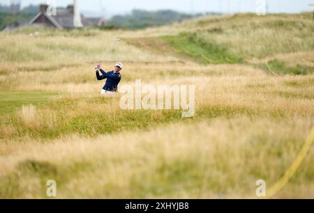 L'australien Elvis Smylie joue depuis le 13e fairway avant l'Open à Royal Troon, South Ayrshire, Écosse. Date de la photo : mardi 16 juillet 2024. Banque D'Images