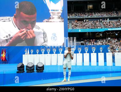 Madrid, Spa in. 16 juillet 2024. Présentation de Kylian Mbappe au stade Santiago Bernabeu le 16 juillet 2024 à Madrid, Espagne. (Photo de Cesar Cebolla/Sipa USA) crédit : Sipa USA/Alamy Live News Banque D'Images