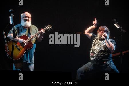 **FICHIER PHOTO** Jack Black annule Tenacious d Tour après le commentaire de l'assassinat de Kyle Gass. LAS VEGAS, NV - 30 décembre 2018 : ***COUVERTURE DE LA MAISON *** Kyle Gass et Jack Black photographiés alors que Tenacious d se produit au joint au Hard Rock Hotel & Casino de Las Vegas, NV le 30 décembre 2018. Crédit : Erik Kabik Photography/ MediaPunch Banque D'Images