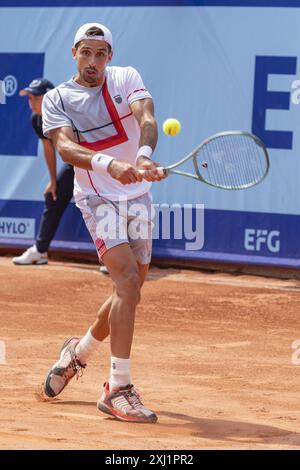 Gstaad Suisse, 07 16 2024 : Pedro cachin (ARG) en action lors de l'EFG Swiss Open. Lors de l'EFG Gstaad Swiss Open ATP 250, match international de tennis à Gstaad, Suisse, le 16 juillet 2024 Banque D'Images