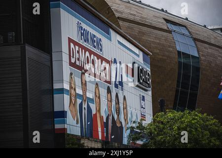 Milwaukee, Wisconsin, États-Unis. 15 juillet 2024. L'extérieur du Forum Fiserv à l'extérieur du RNC. (Crédit image : © Dave Decker/ZUMA Press Wire) USAGE ÉDITORIAL SEULEMENT! Non destiné à UN USAGE commercial ! Banque D'Images