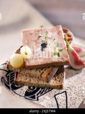 Foie gras sur toast Banque D'Images