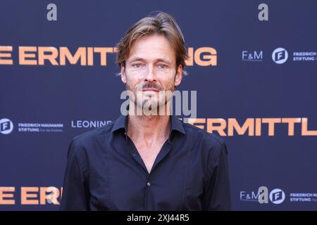 Andreas Pietschmann BEI der „Die Ermittlung“ première du film AM 16.07.2024 à Berlin Banque D'Images