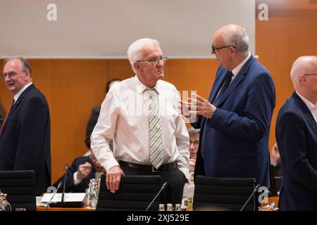 Andreas Bovenschulte (maire de Brême, SPD) et Winfried Kretschmann (ministre-président du Bade-Wuertemberg, Alliance 90/les Verts) devant Banque D'Images