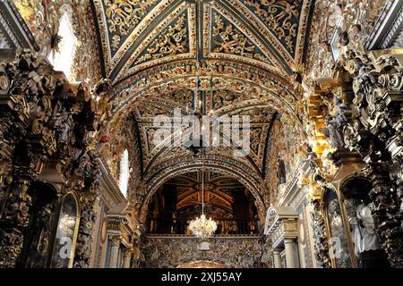 Église Iglesia Santa Maria de Tonantzintla, San Pedro Cholula, Puebla, Mexique, Amérique latine, Amérique du Nord, Amérique centrale, église richement décorée Banque D'Images