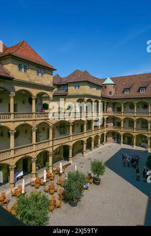 Ancien palais de Stuttgart, ancien palais aux douves, résidence princière, siège du XIVe siècle des comtes de Wuerttemberg, salle de tribunal, aujourd'hui Renaissance Banque D'Images